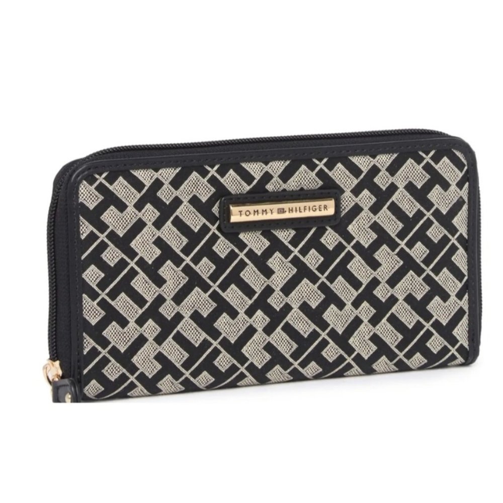 🆕️ Tommy Hilfiger Wallet